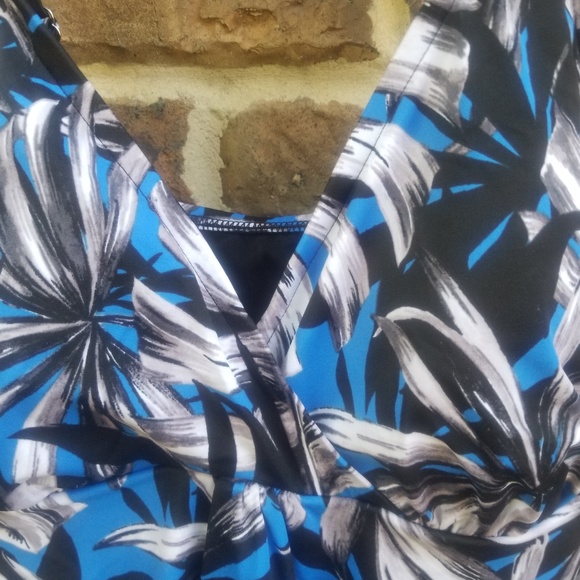 Swim dress. Size 16 womens. - Picture 2 of 5